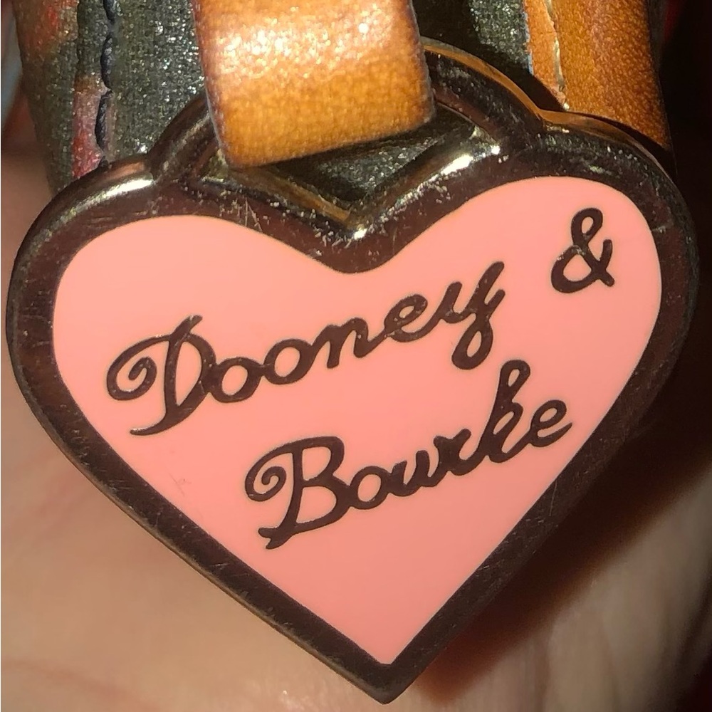 🐝 Dooney & Bourke Limited Edition Vintage Bumble Bee Wristlet Black Heart Charm - Picture 7 of 14